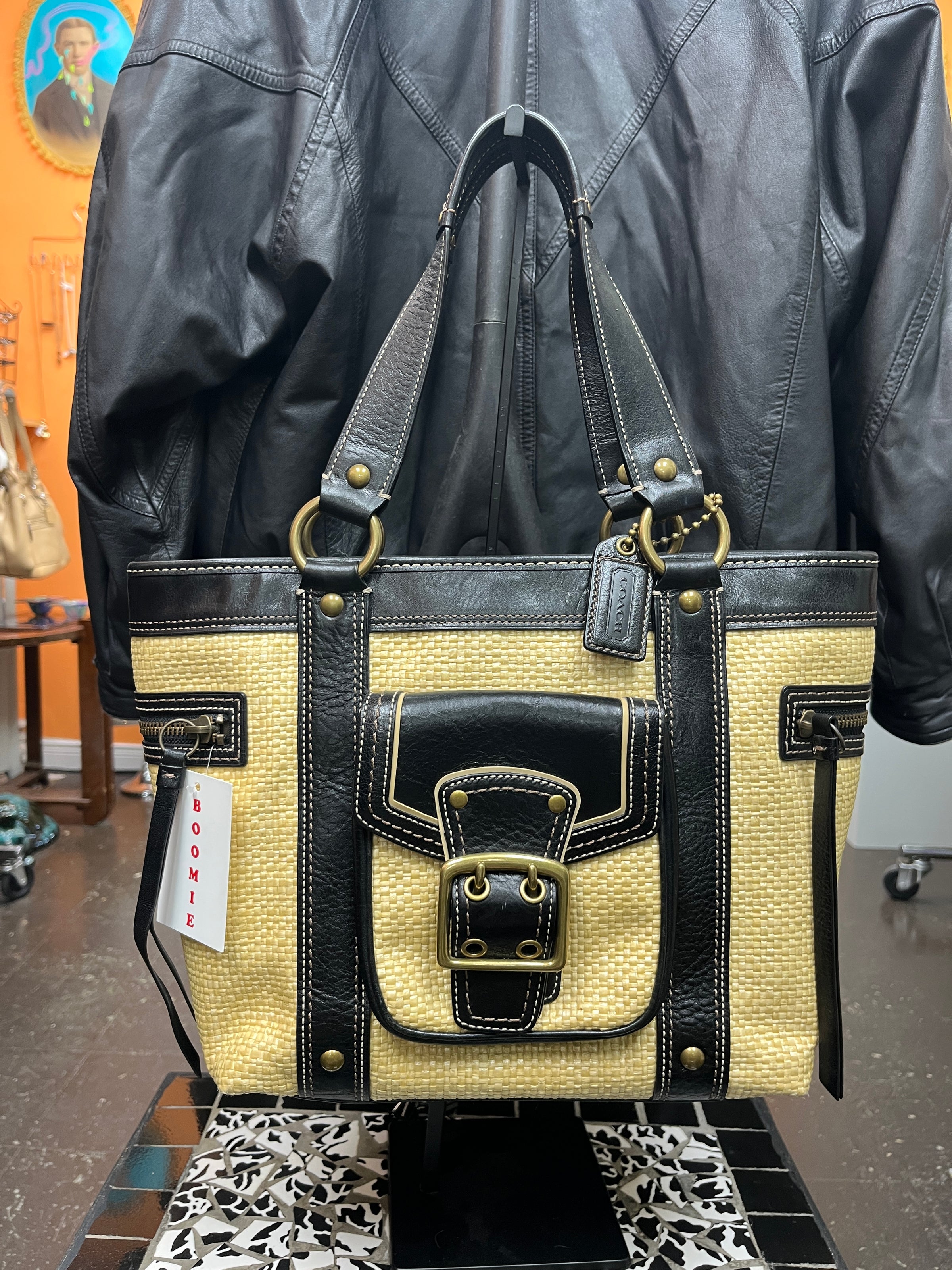 FERRAGAMO BLACK TOTE | Boomie Vintage